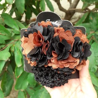 Kẹp tóc đính hoa có lưới chụp tóc