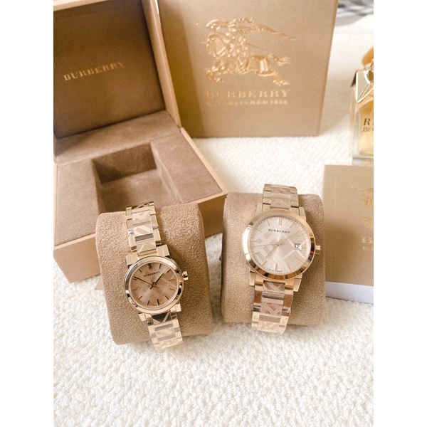 Thanh Lý : Cặp đồng hồ Nữ hiệu Burberry Gold