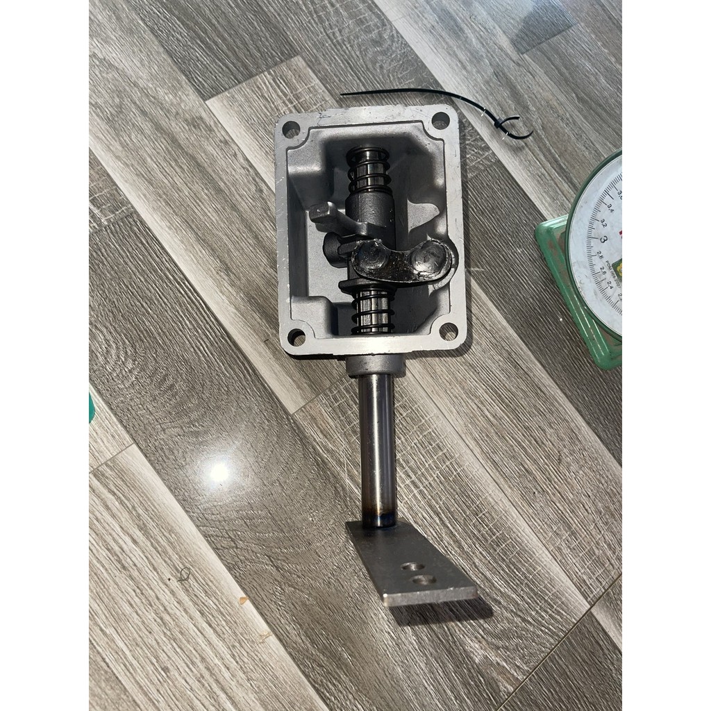 Sản phẩm gia đình làm: Cụm máy khâu hộp số 3,5 đến 6 tấn hộp số 145