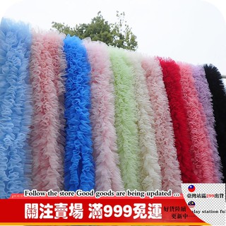 Vải ren làm nền trang trí