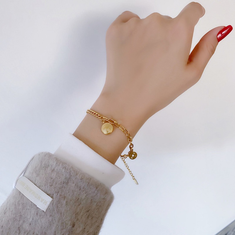 Lắc Tay May Mắn Titan Ko Đen TT 3897