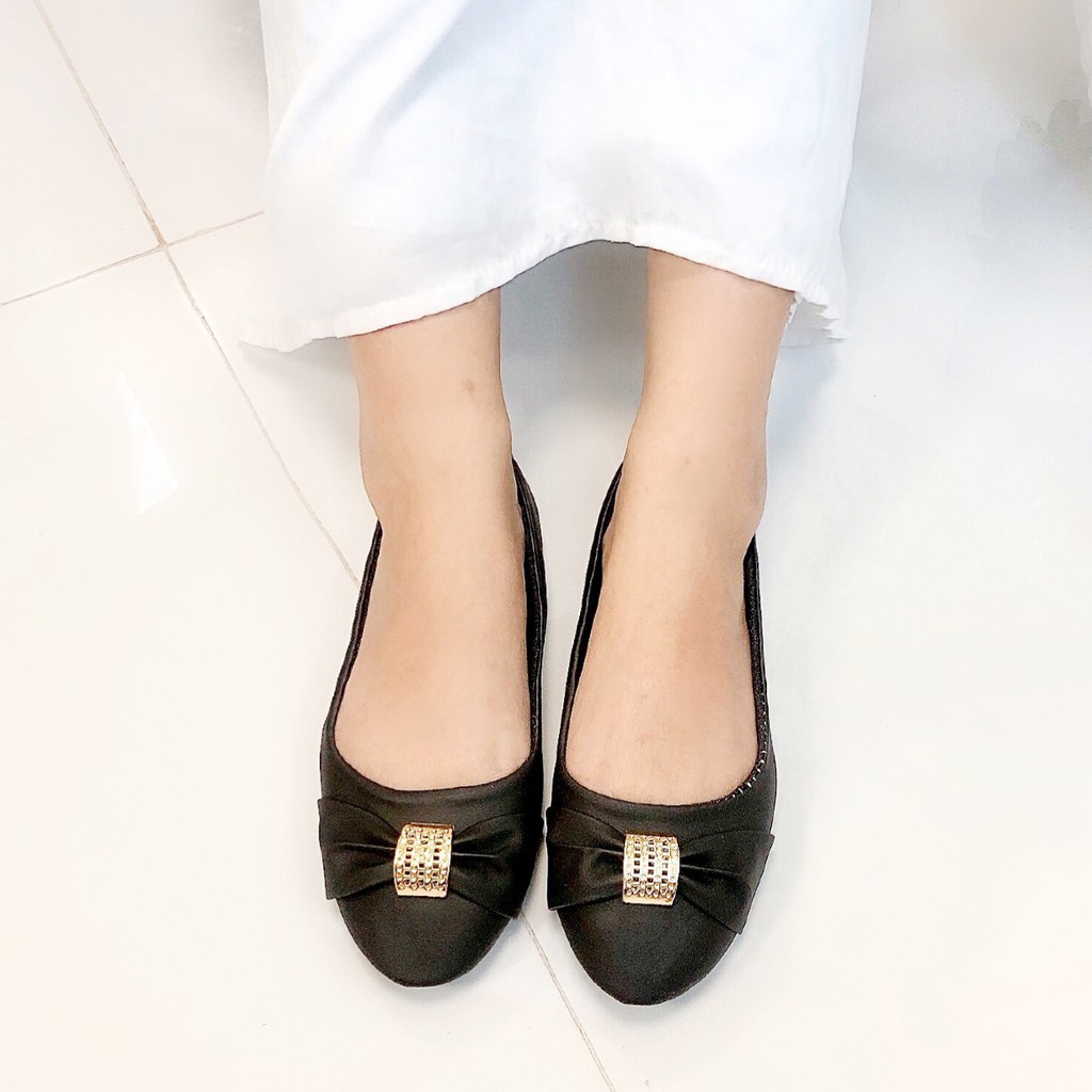 Giày Búp Bê Bít Mũi Big Size Giày Bệt Nữ Công Sở Mũi Nhọn Hoàng Thanh DN77