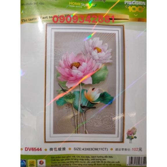 Tranh thêu Chữ thập Hoa sen nghệ thuật  Dream valley mẫu mới  DV6544(63*43cm )chưa thêu | BigBuy360 - bigbuy360.vn