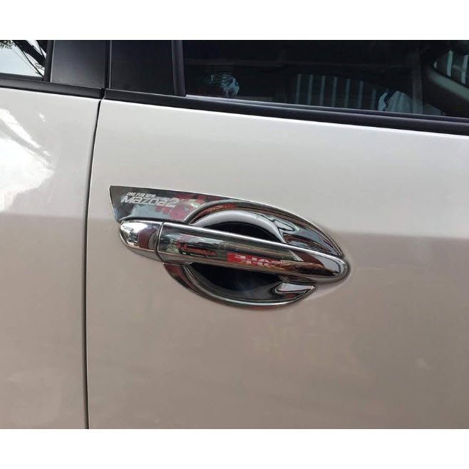 Ốp tay nắm, hõm cửa xe Mazda 2 2015-2023