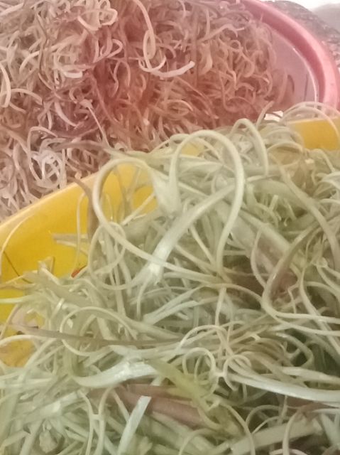 Củ Ngãi bún nấu nước lèo Cà Mau