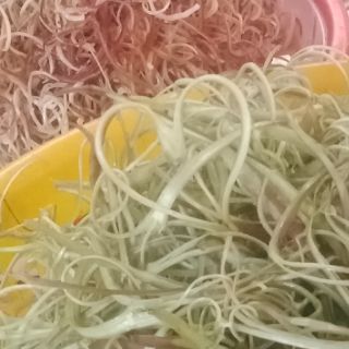Củ Ngãi bún nấu nước lèo