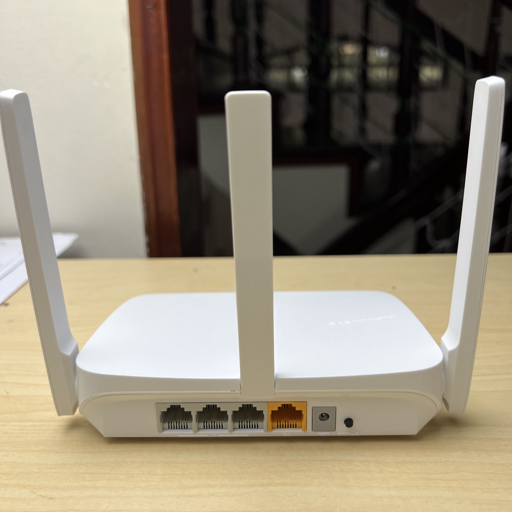 Router Wifi Chuẩn N Tốc độ 300Mbps Mercusys MW305R - 3 Anten 5dBi - Hàng Chính Hãng