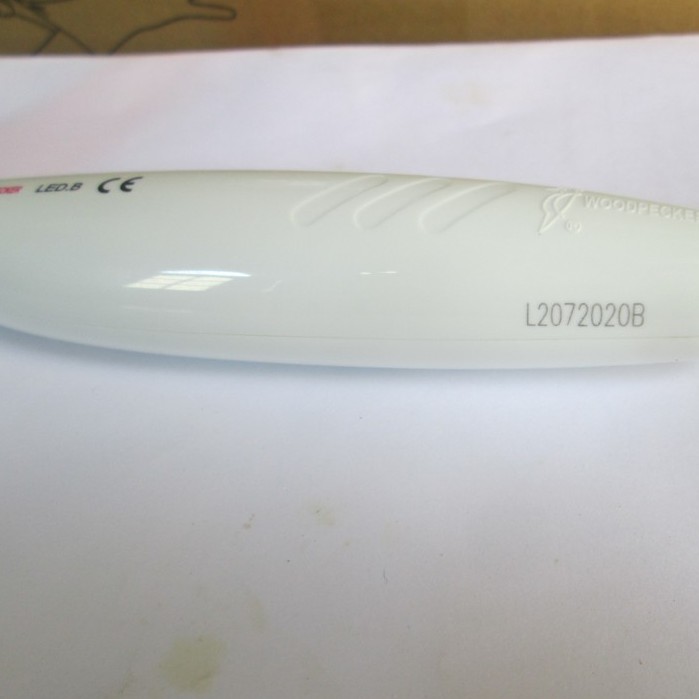 Đèn quang trùng hợp, đèn trám Woodpecker LED.B chính hãng.