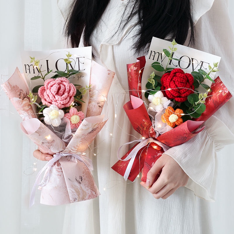 Sản Phẩm Hoàn Thiện Bó Hoa Cẩm Chướng Bằng Len Thủ Công Sáng Tạo Làm Quà Tặng Sinh Nhật Bạn Gái / Mẹ Cho Bạn Gái