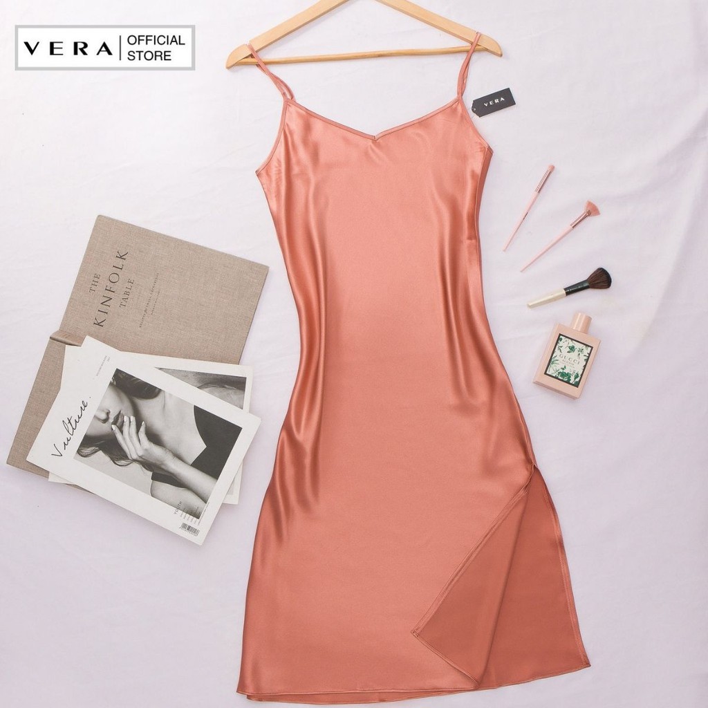 [Mã WABRVR025 giảm 10% đơn 99K] Đầm Vera hai dây satin trơn-0126 | BigBuy360 - bigbuy360.vn