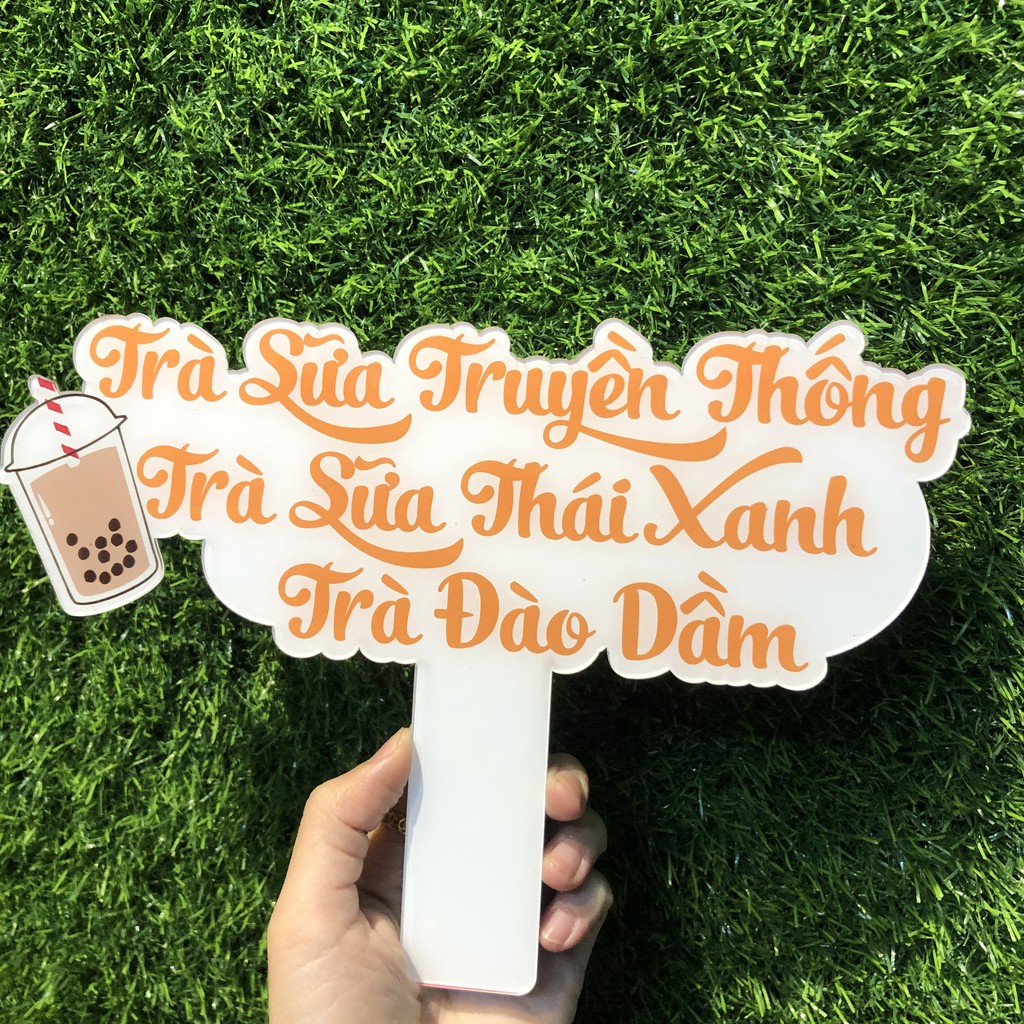 Bảng hiệu mica tay cầm - Thiết kế theo yêu cầu - in tên shop của bạn