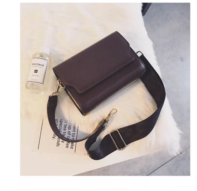 TXN450101B TÚI ĐEO CHÉO NỮ THỜI TRANG DA TRƠN ĐEO VAI DÂY ĐEO BẢN TO ULZZANG CỰC SÀNH ĐIỆU | BigBuy360 - bigbuy360.vn