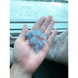 Đá thanh tẩy Celestine thô chất lượng cao màu đẹp và sạch