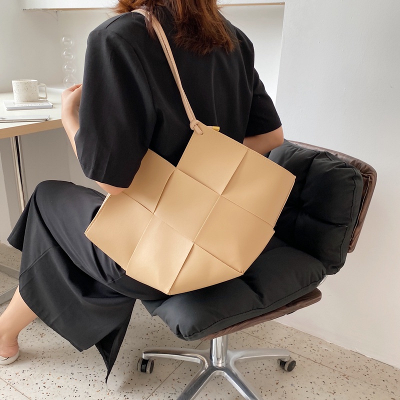 Túi Xách Đeo Vai Sức Chứa Lớn Thời Trang Dành Cho Nữ