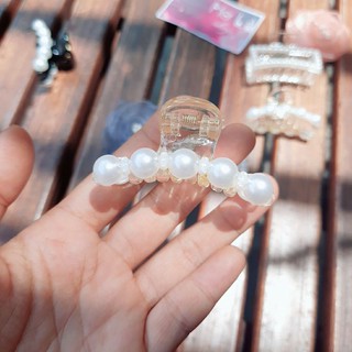 kẹp hạt trai nữa tóc