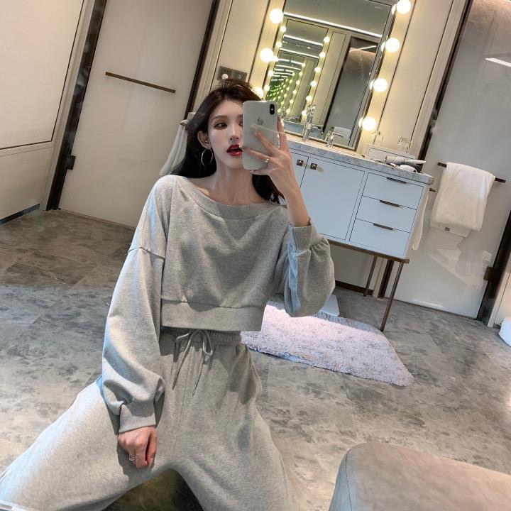 Bộ Áo Sweater Ngắn Dáng Ôm Phối Quần Dài Ống Rộng Thời Trang 2022 Cho Nữ