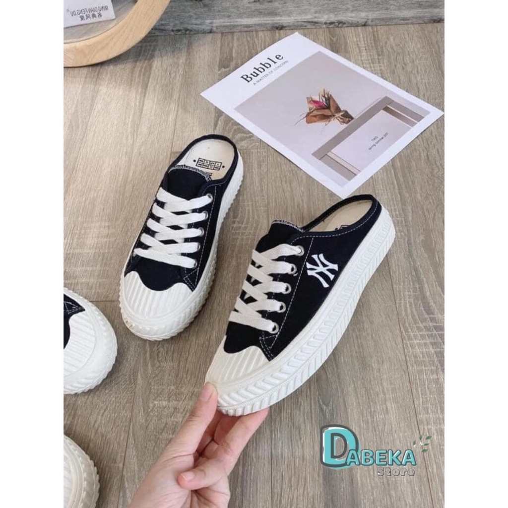 Giày Sục Thể Thao Nữ Hở Gót Ny Vải Thể Thao Đế Độn 4Cm Hothit - Giày Lười Đạp Gót Mlb Nữ Thêu Chữ N - Dabeka - D016