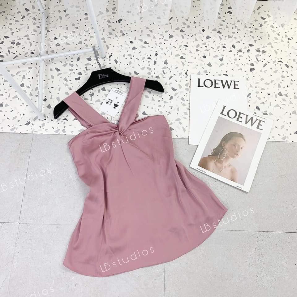 Sét Áo lụa Cổ Chéo Mix Quần Sooc Tacta