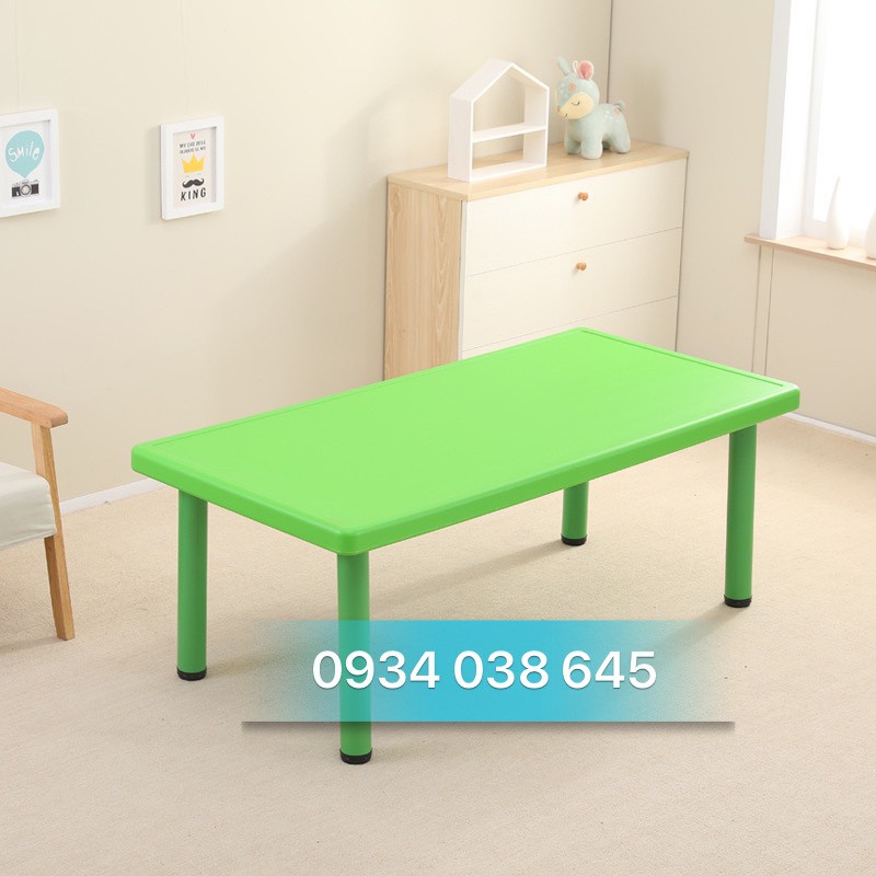 Bàn nhựa nhập khẩu cho bé mẫu giáo | BigBuy360 - bigbuy360.vn