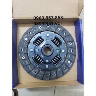 Lá côn suzuki 500kg và suzuki 7 chỗ