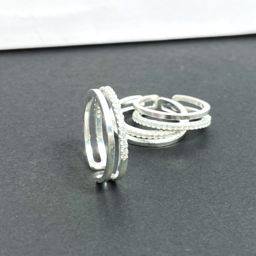 Nhẫn hở 2 hàng cá tính, nhẫn nữ chất liệu bạc ta sang trọng - Trang sức bạc Evasilver