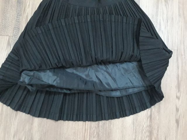 Chân váy xếp ply xuất Hàn | BigBuy360 - bigbuy360.vn