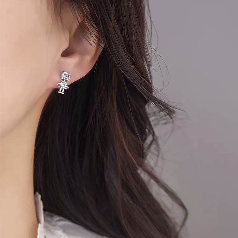 Bông tai hình robot hoạt hình đính đá phong cách Harajuku sang trọng