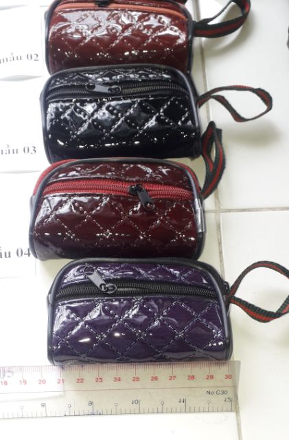 Một cái ví_bóp da Pu mini đa năng 2 dây kéo kích thước 10x6x3 cm rất đẹp