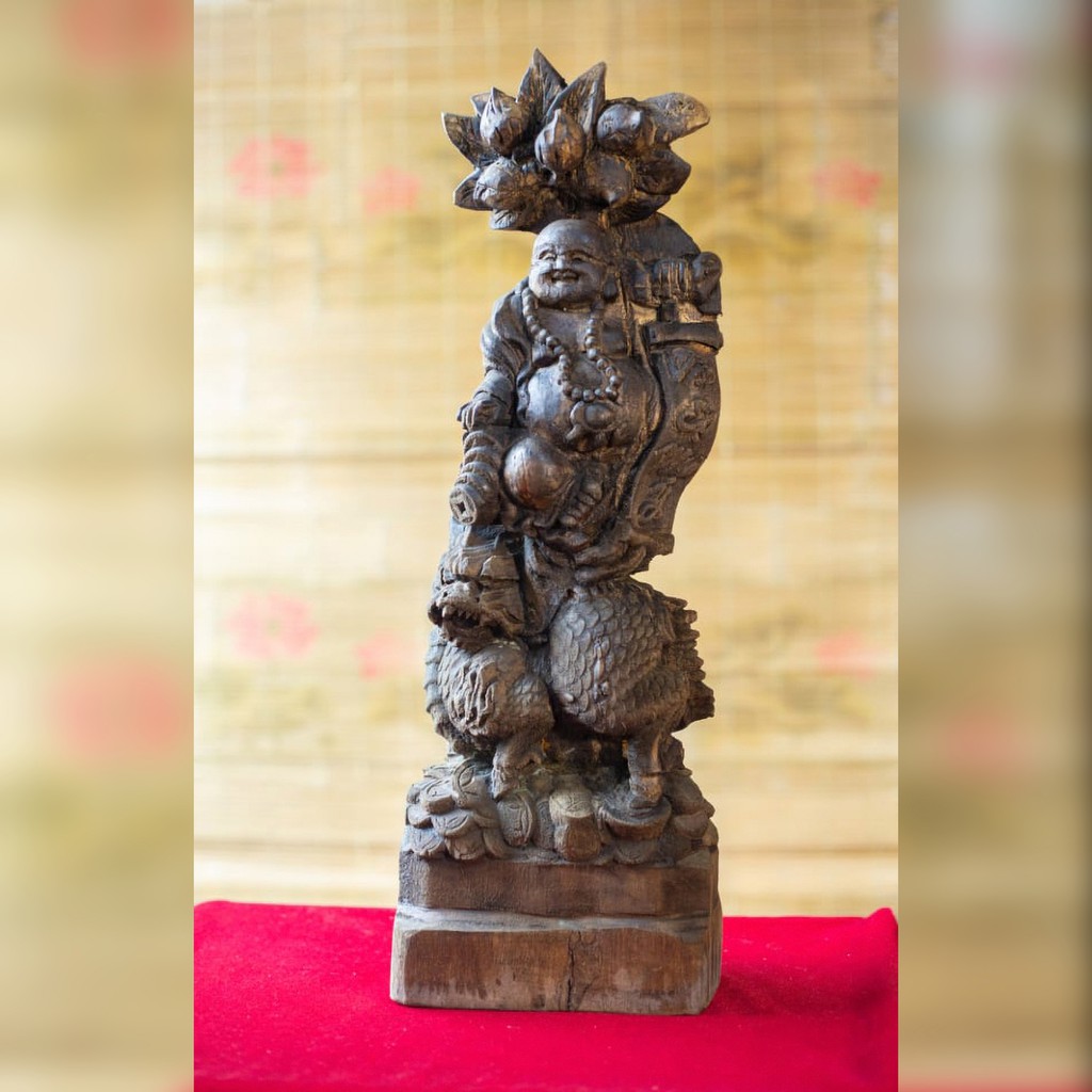 Tượng Phật Di Lặc cưỡi lân [Tượng Trầm] [Trầm Hương Búp Sen]