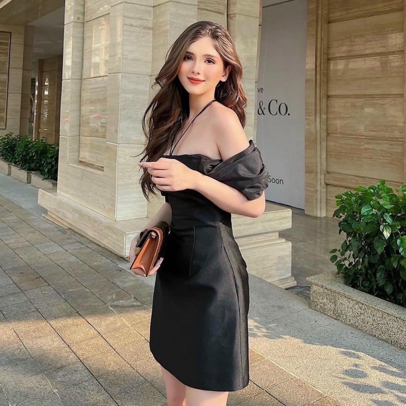 ĐẦM ĐEN TRỄ VAI