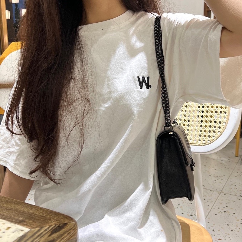 áo thun Chào hè chữ W