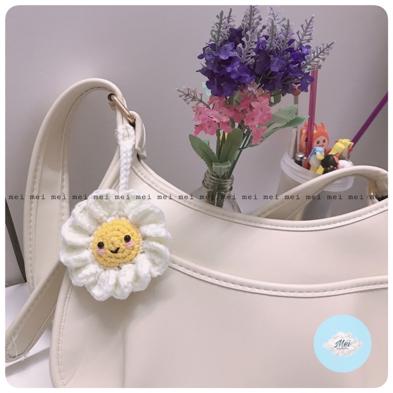 MÓC KHOÁ LEN HANDMADE HOA MẶT CƯỜI  ĐÁNG YÊU- keychain len móc bông hoa treo balo túi xách- Made by Mei