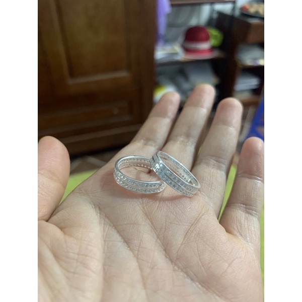 Nhẫn 2 hàng đá xung quanh bạc ta chuẩn