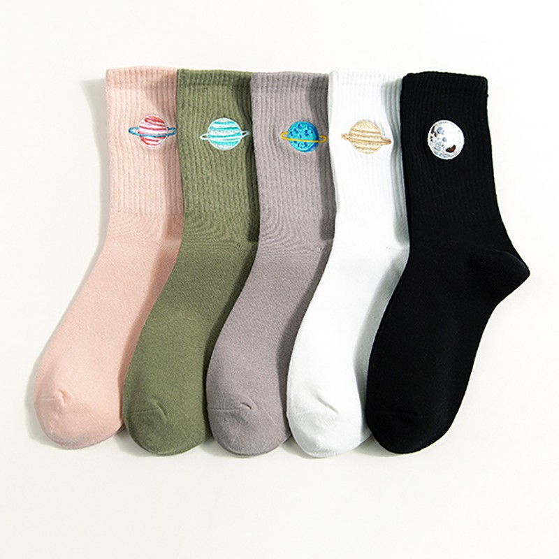 Tất Cotton Cổ Cao Hoạ Tiết Hành Tinh Thời Trang Thu Đông Cho Nữ