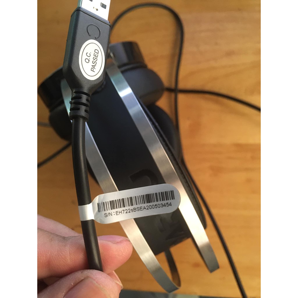 Tai nghe gaming Dareu EH722s led RGB chính hãng Mai Hoàng phân phối likenew 98%