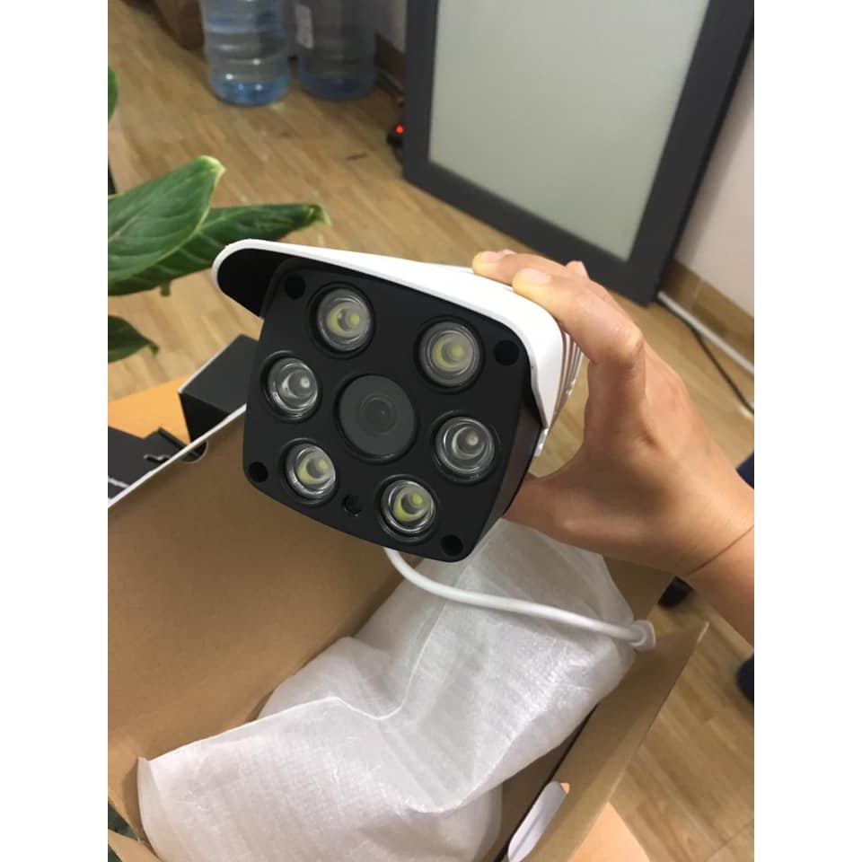CAMERA YOOSEE NGOÀI TRỜI 6 LED - Full Hd 1080P, đèn led đêm có màu, đàm thoại ghi câm, chạy thẻ nhớ