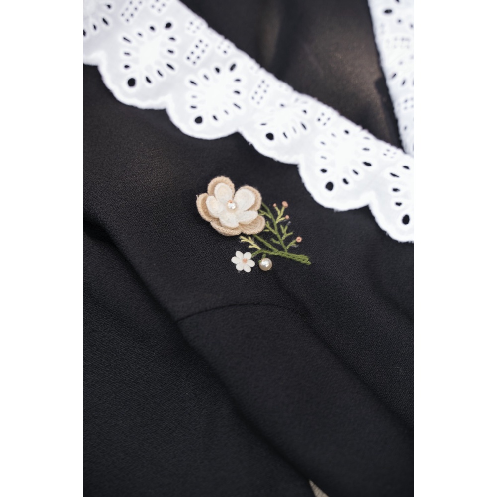 Đầm thủ thư thêu hoa hangkao closet T.DTTH