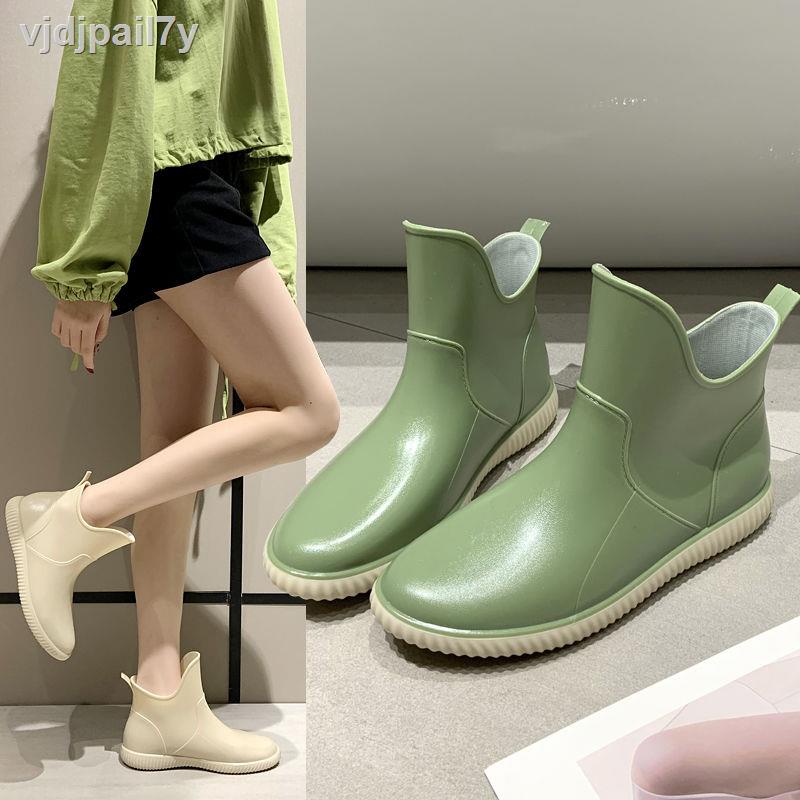 (Giá Hủy Diệt)Giày đi mưa đẹp của phụ nữ đế mềm mùa hè phong cách thời trang bên ngoài mặc ống ngắn nước cô gái mới chốn
