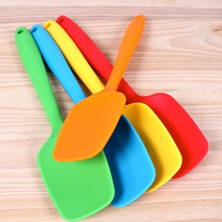 Phới thìa đánh trứng, khuấy bột làm bánh bằng Silicon đúc (spatula hình thìa)