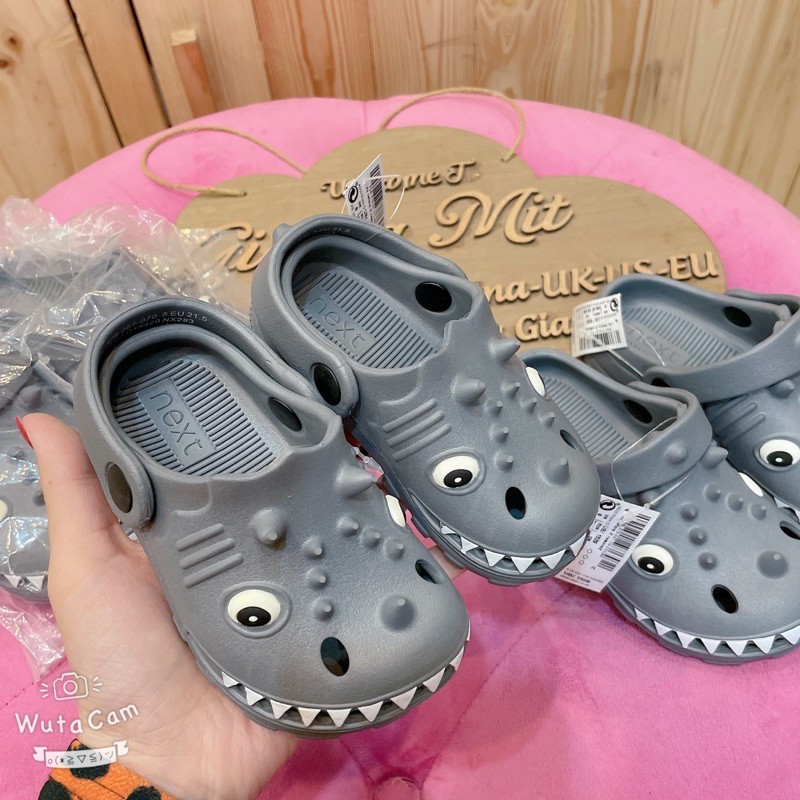 Sục shark next size 20,5-30,5