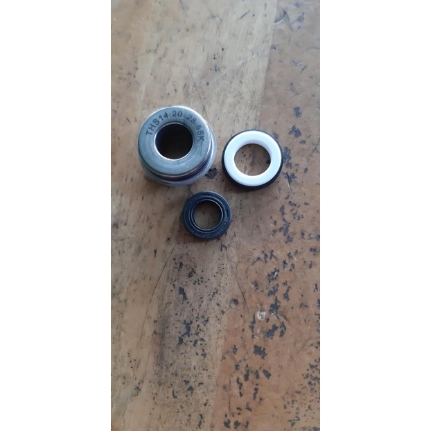 PHÓT BƠM NƯỚC XE 3 BÁNH