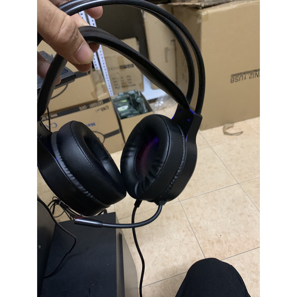 Tai nghe chụp tomato s260 gaming đèn led làm sống động âm thanh êm ái full bass-bảo hành 12 tháng