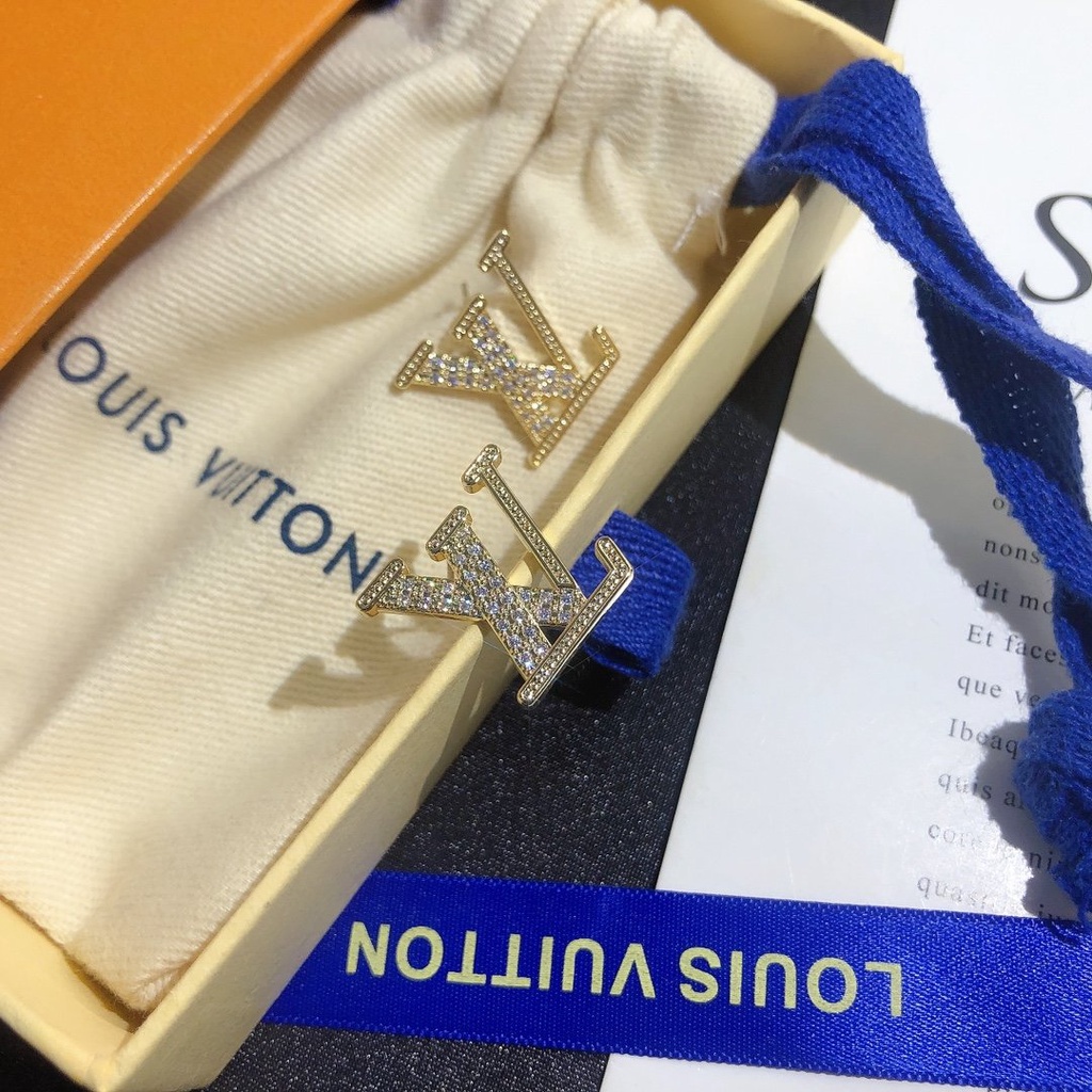 LOUIS VUITTON Khuyên Tai Tròn Bằng Thép Titan In Logo LV Thời Trang