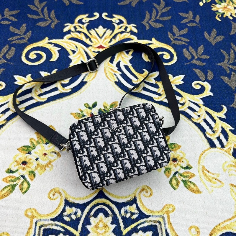 Túi đeo chéo nam nữ DI-ORcó bảo hành fullbox +BILL hot nhất 2022