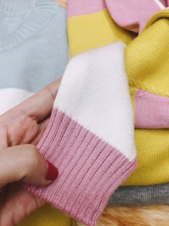 Bán sỉ áo len phối màu độc lạ