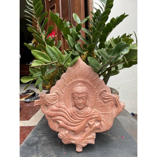 Tranh diện phật gỗ hương
