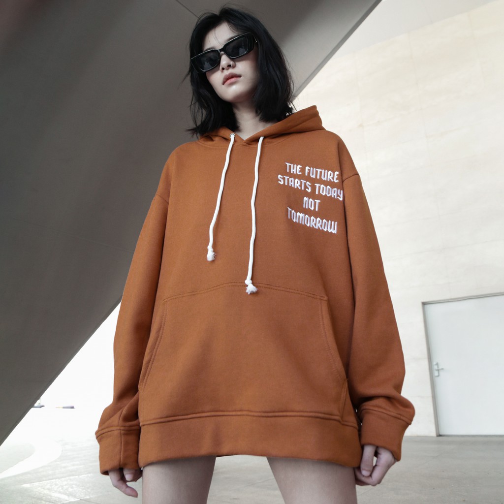 Áo Hoodie Unisex Thêu Trái Đất-Phía Trước Thêu Chữ-Đường Thêu Tỉ Mỉ-Vải Nỉ Bông Dày Dặn-Form Rộng-Màu Cam Gạch