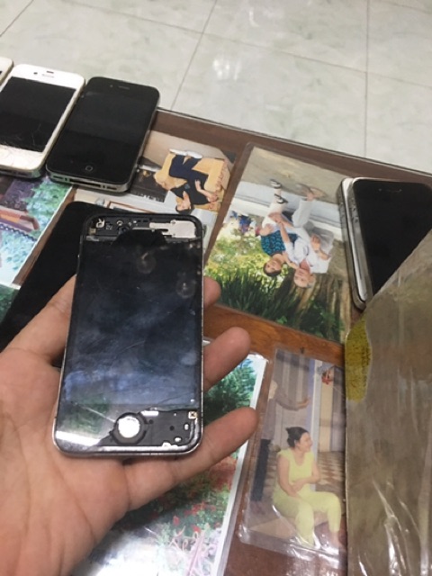 Màn hình iphone 4s dùng tesr máy