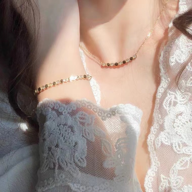 Dây Chuyền Mạ Vàng Hồng 18K Mặt Tổ Ong Đính Đá Thời Trang Cho Nữ