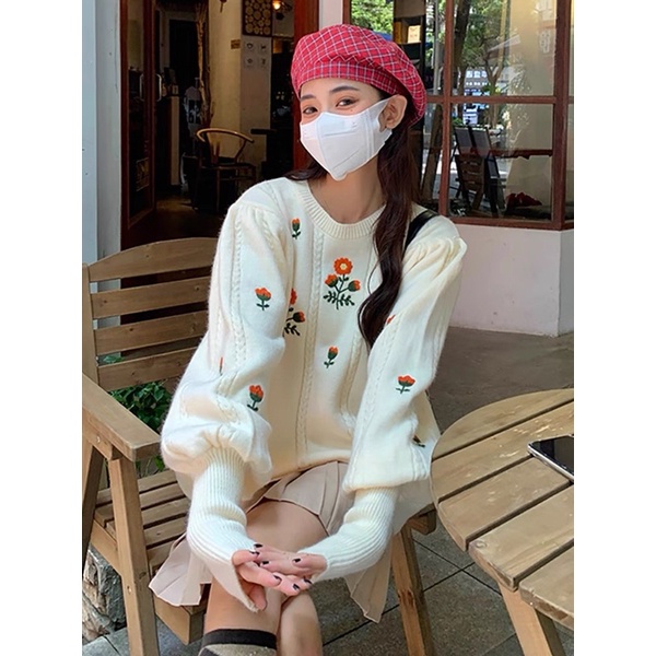 Áo len tay bồng thêu hoa siêu xinh